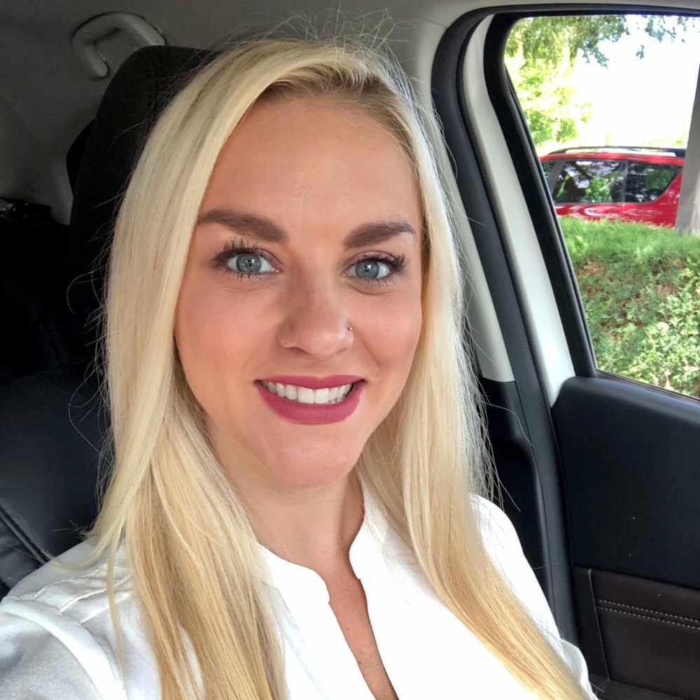 Meet your Posher, Christine